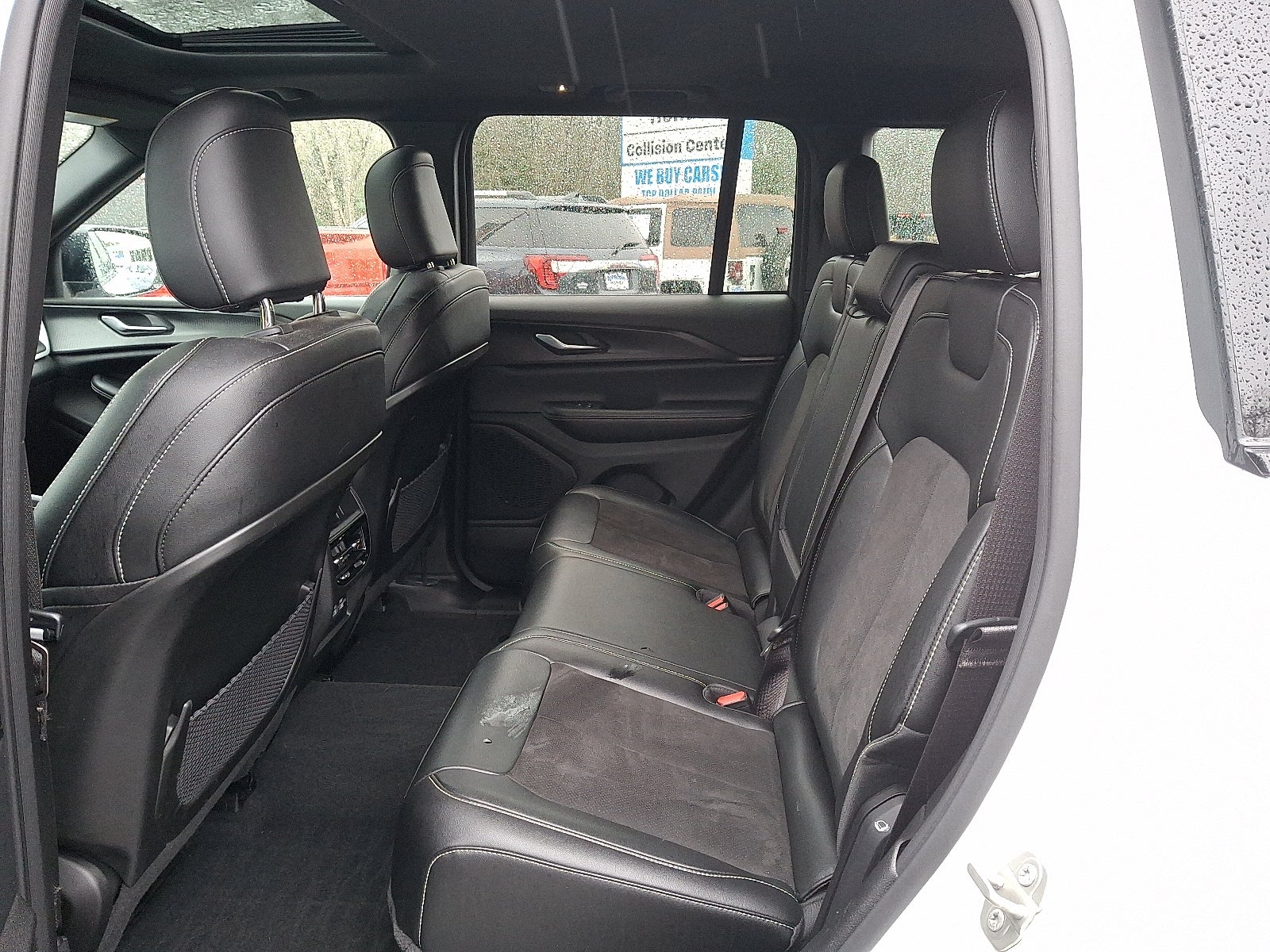 2023 Jeep Grand Cherokee Altitude 4x4