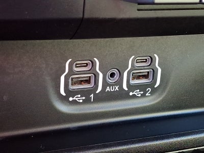 2020 RAM 1500 Big Horn Quad Cab 4x4 6'4" Box