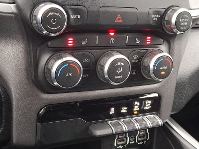 2020 RAM 1500 Big Horn Crew Cab 4x4 5'7" Box