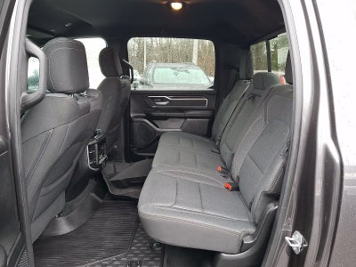 2020 RAM 1500 Big Horn Crew Cab 4x4 5'7" Box