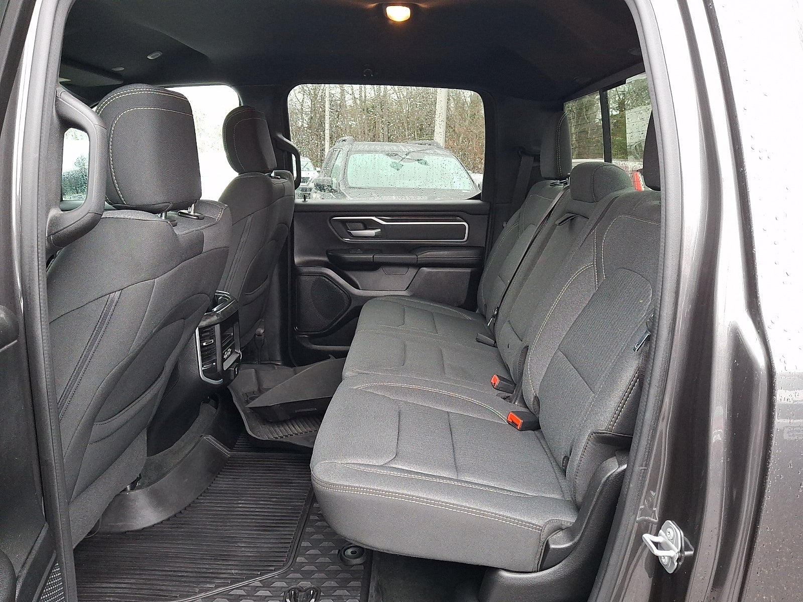 2020 RAM 1500 Big Horn Crew Cab 4x4 5'7" Box