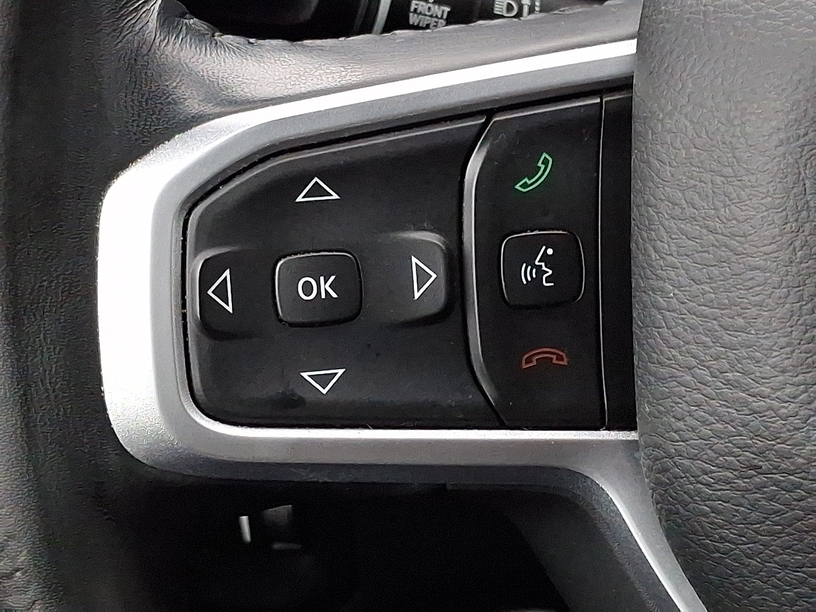 2020 RAM 1500 Big Horn Crew Cab 4x4 5'7" Box