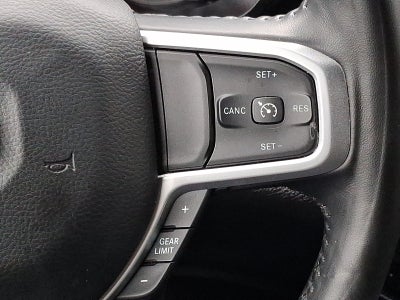 2020 RAM 1500 Big Horn Crew Cab 4x4 5'7" Box