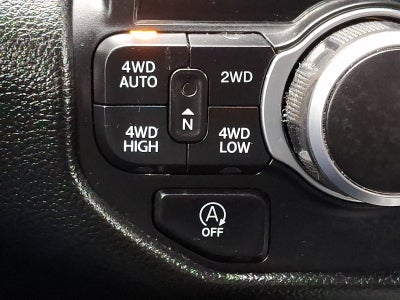 2020 RAM 1500 Big Horn Crew Cab 4x4 5'7" Box