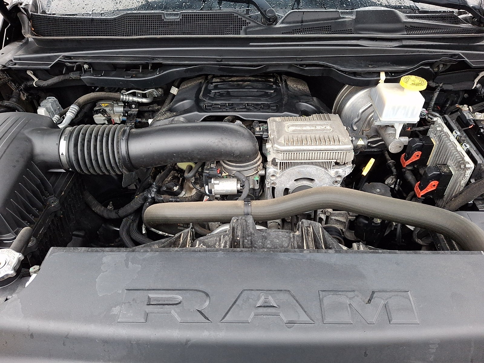 2020 RAM 1500 Big Horn Crew Cab 4x4 5'7" Box