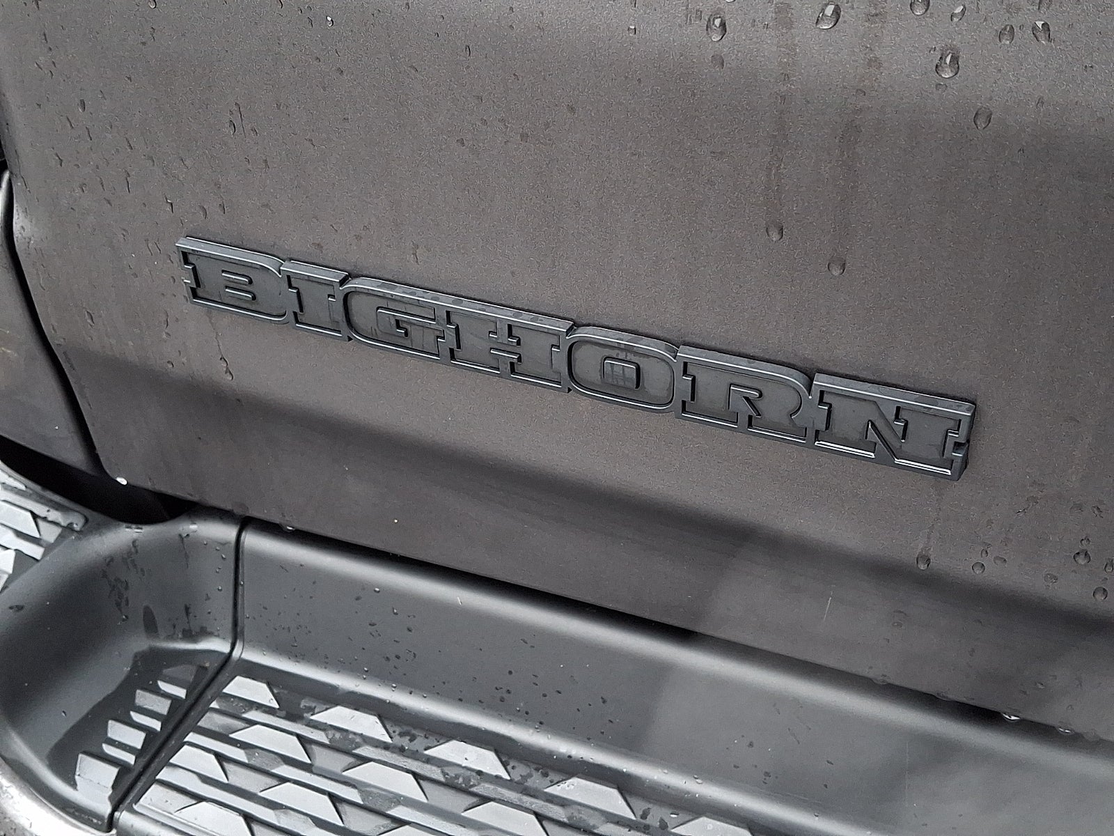 2020 RAM 1500 Big Horn Crew Cab 4x4 5'7" Box