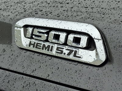 2020 RAM 1500 Big Horn Crew Cab 4x4 5'7" Box