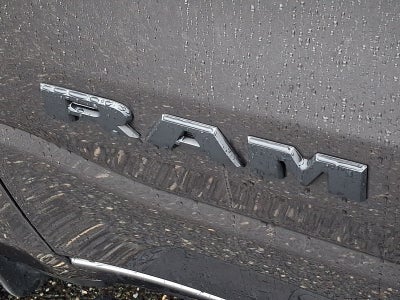 2020 RAM 1500 Big Horn Crew Cab 4x4 5'7" Box