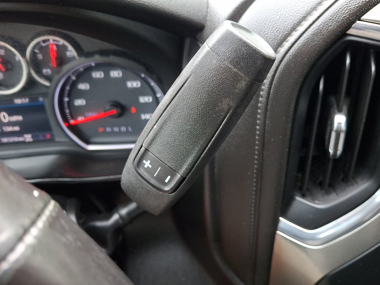 2020 Chevrolet Silverado 1500 4WD Double Cab Standard Bed LT