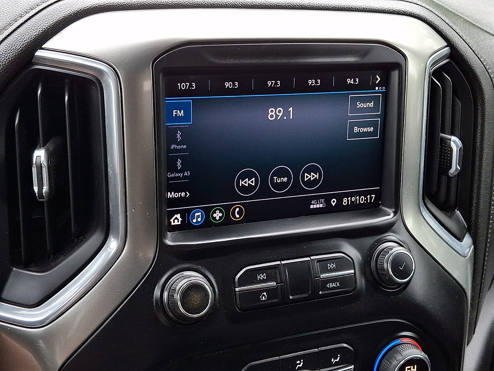 2020 Chevrolet Silverado 1500 4WD Double Cab Standard Bed LT