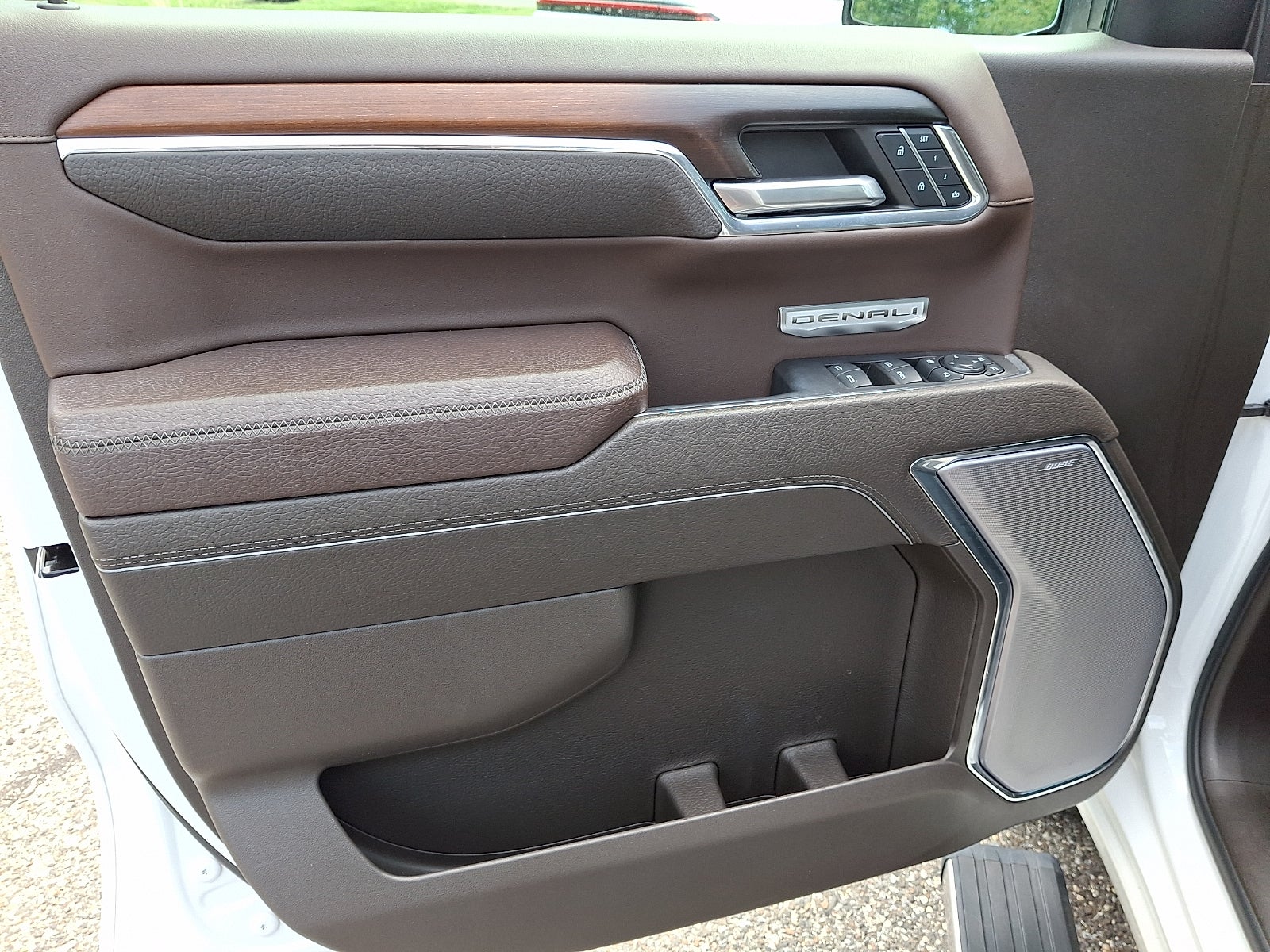 2024 GMC Sierra 1500 4WD Crew Cab Short Box Denali