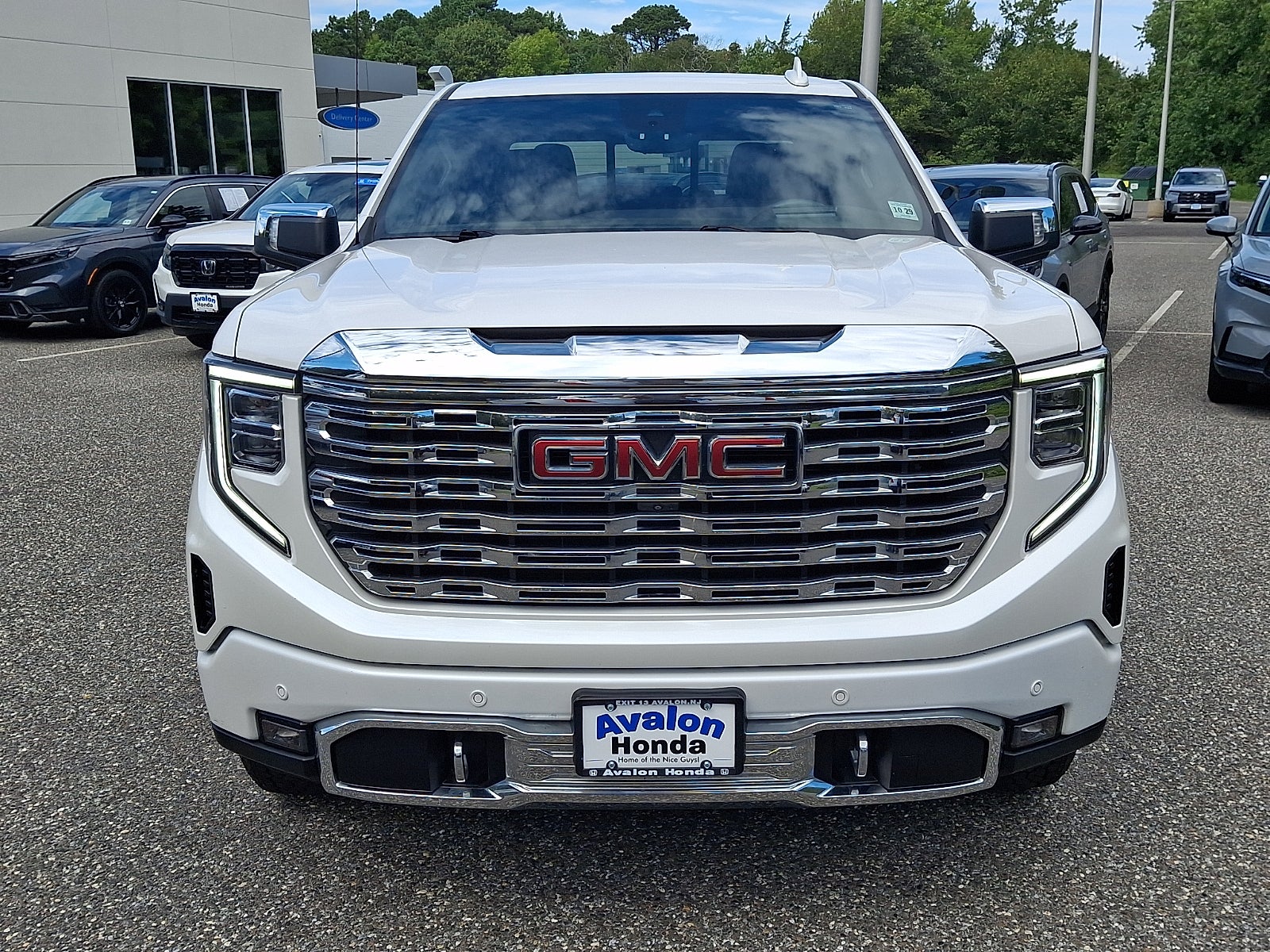 2024 GMC Sierra 1500 4WD Crew Cab Short Box Denali