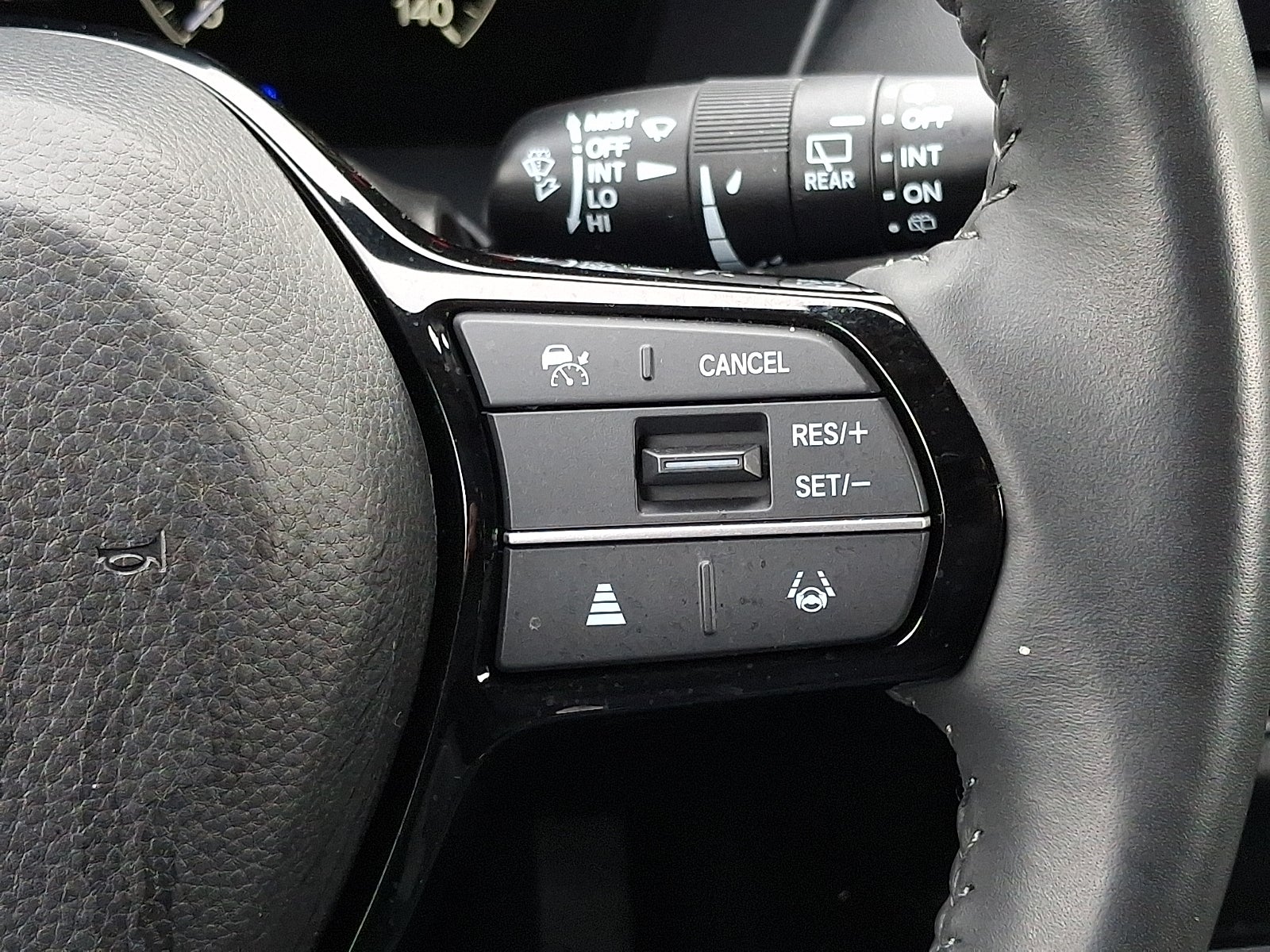 2024 Honda HR-V AWD EX-L