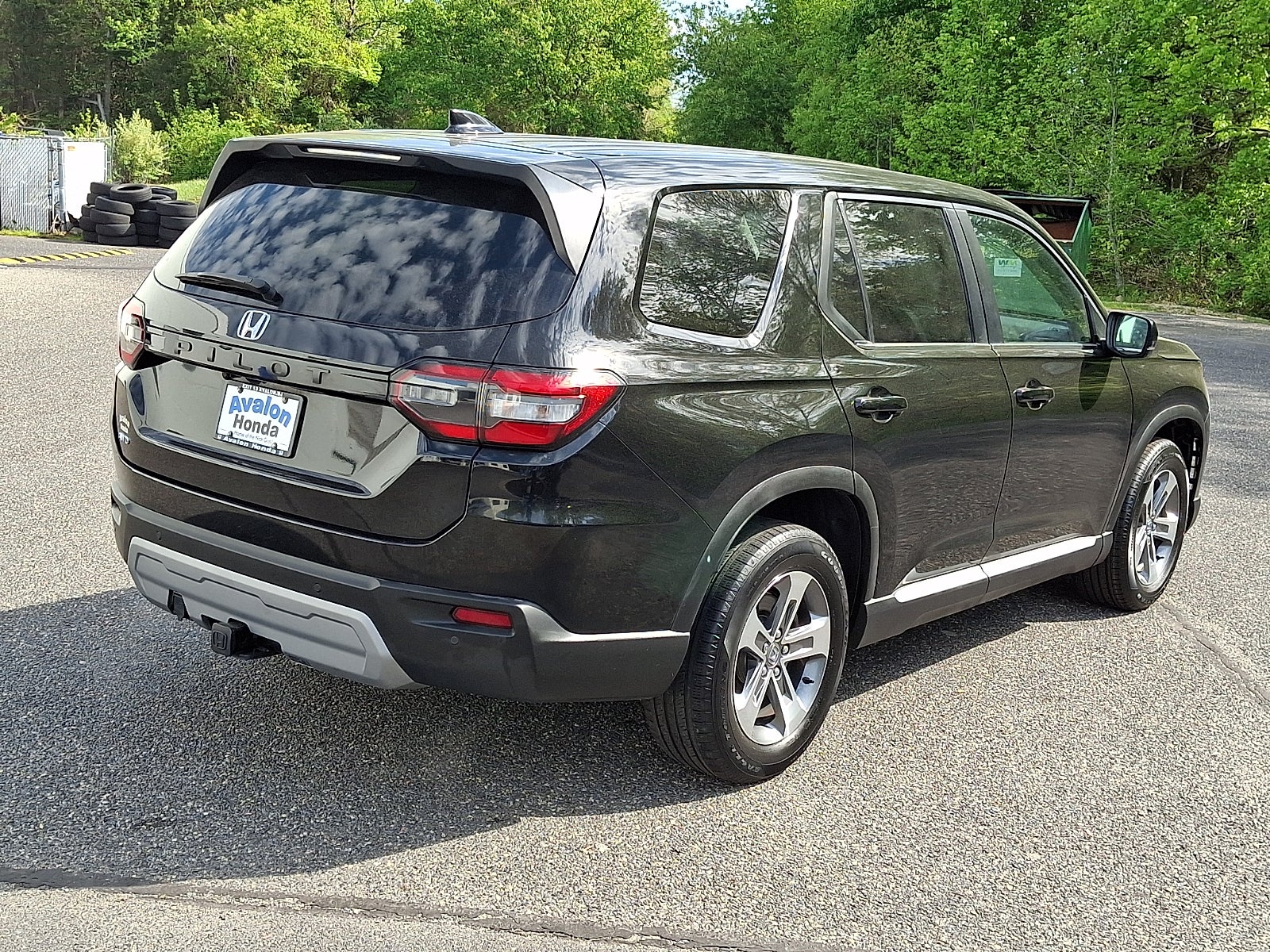 2023 Honda Pilot EX-L - Photo 11