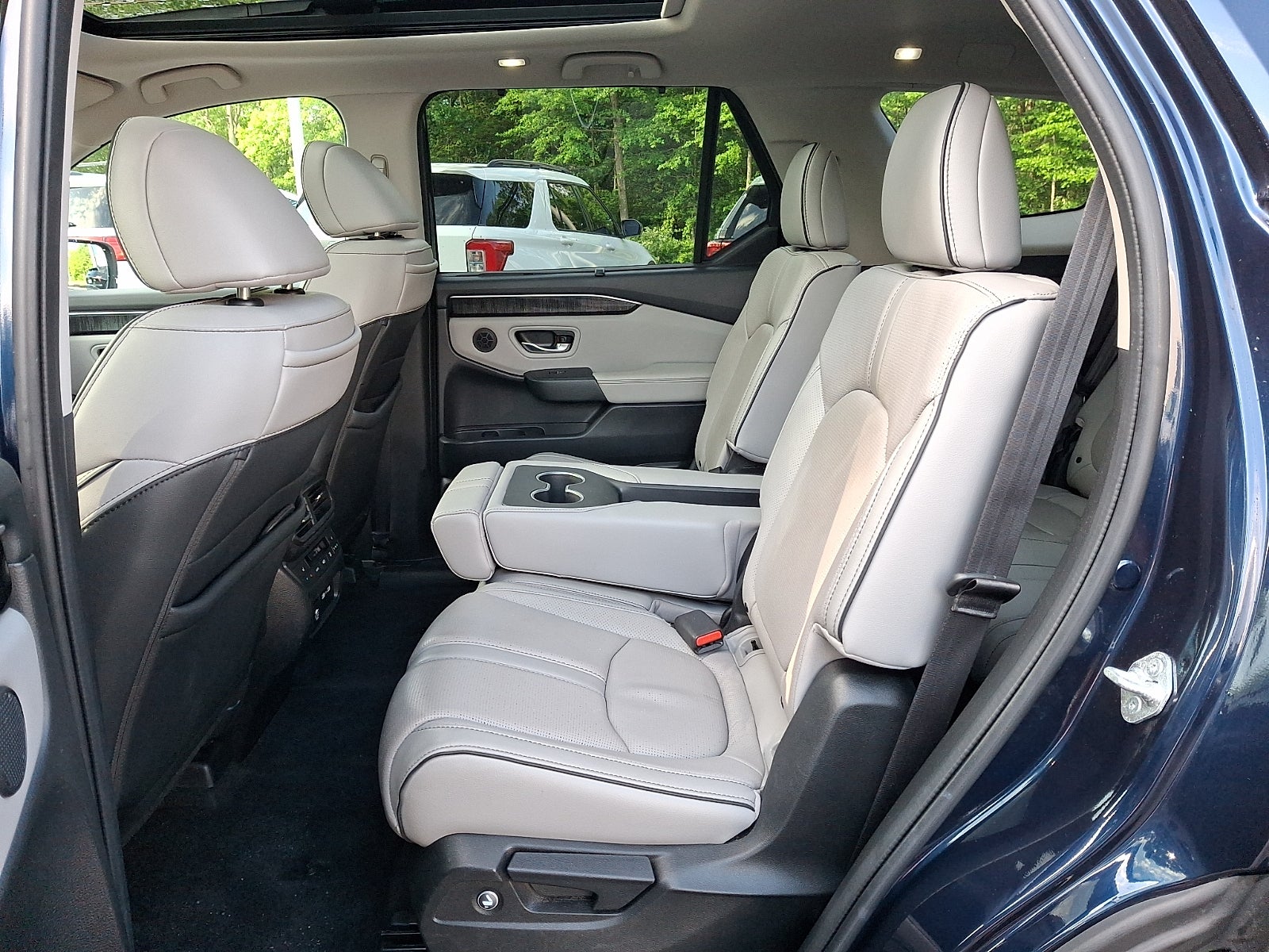 2023 Honda Pilot AWD Elite