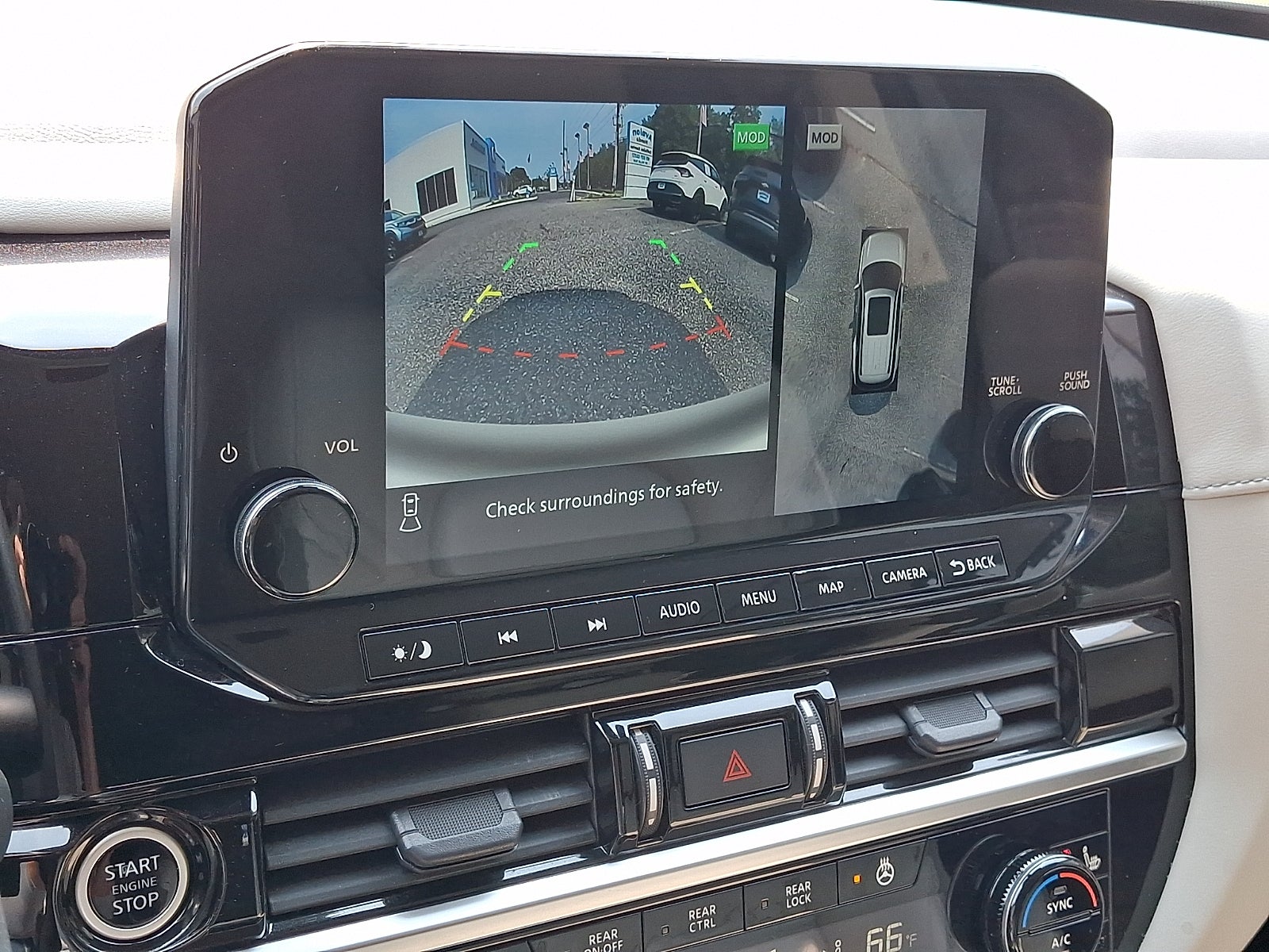 2022 Nissan Pathfinder SL 4WD