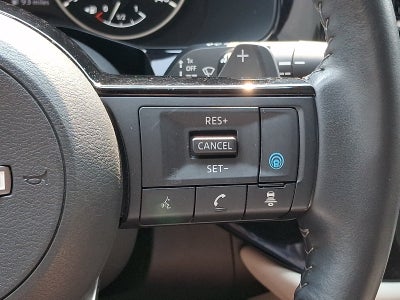 2022 Nissan Pathfinder SL 4WD