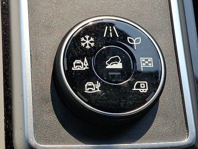 2022 Nissan Pathfinder SL 4WD