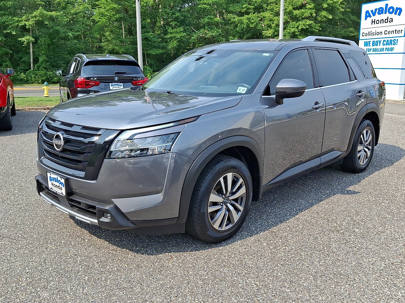 2022 Nissan Pathfinder SL 4WD