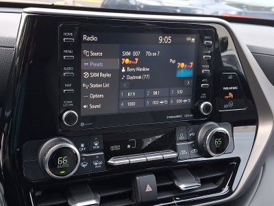 2020 Toyota Highlander LE