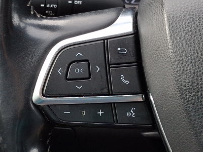 2020 Toyota Highlander LE
