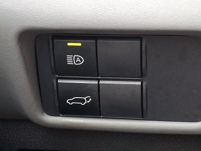 2020 Toyota Highlander LE