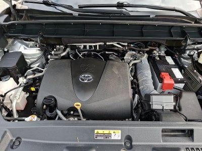2020 Toyota Highlander LE