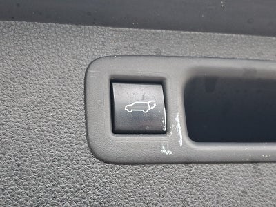 2020 Toyota Highlander LE