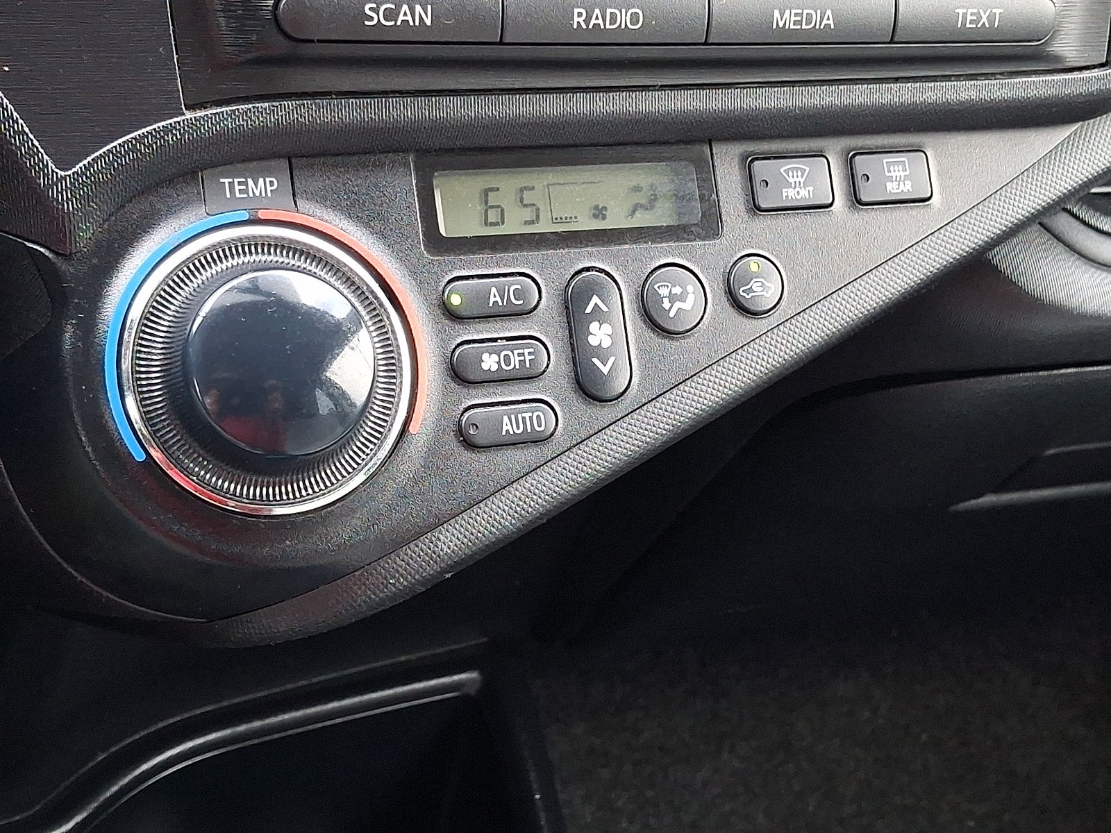 2014 Toyota Prius c One