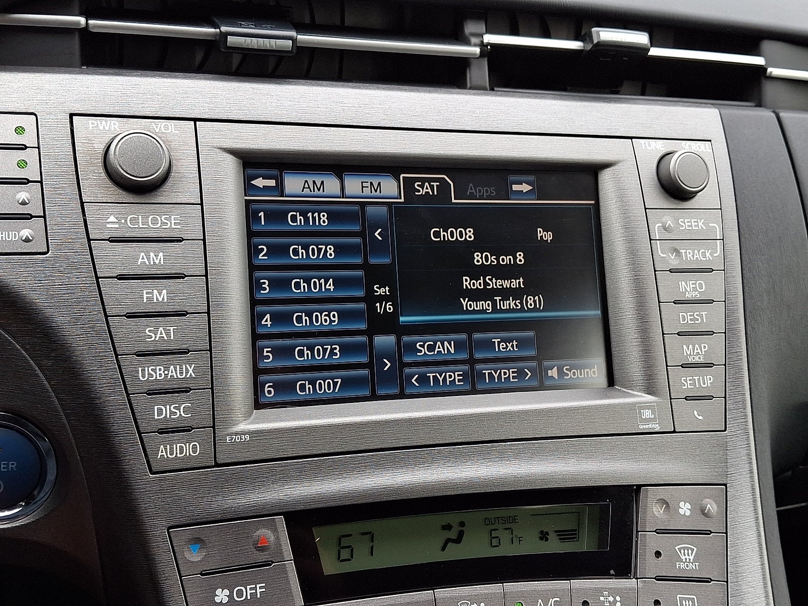 2015 Toyota Prius Four