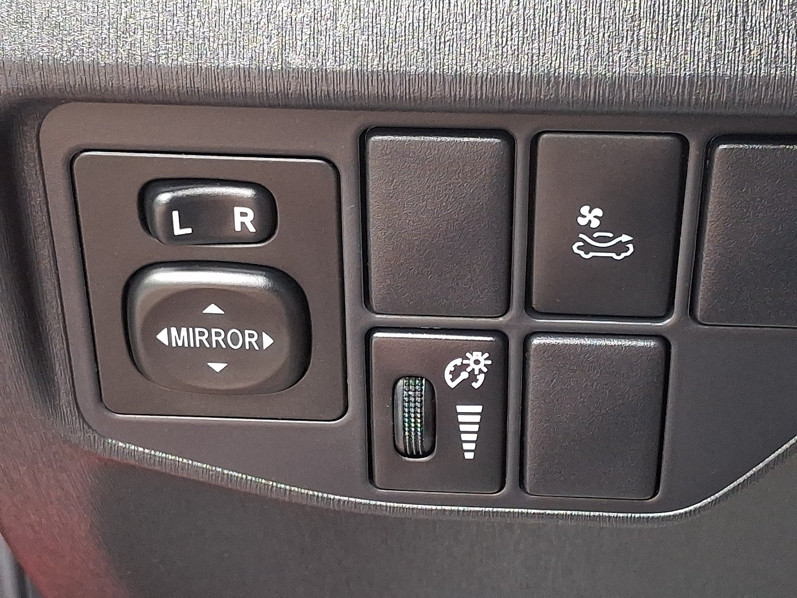 2015 Toyota Prius Four