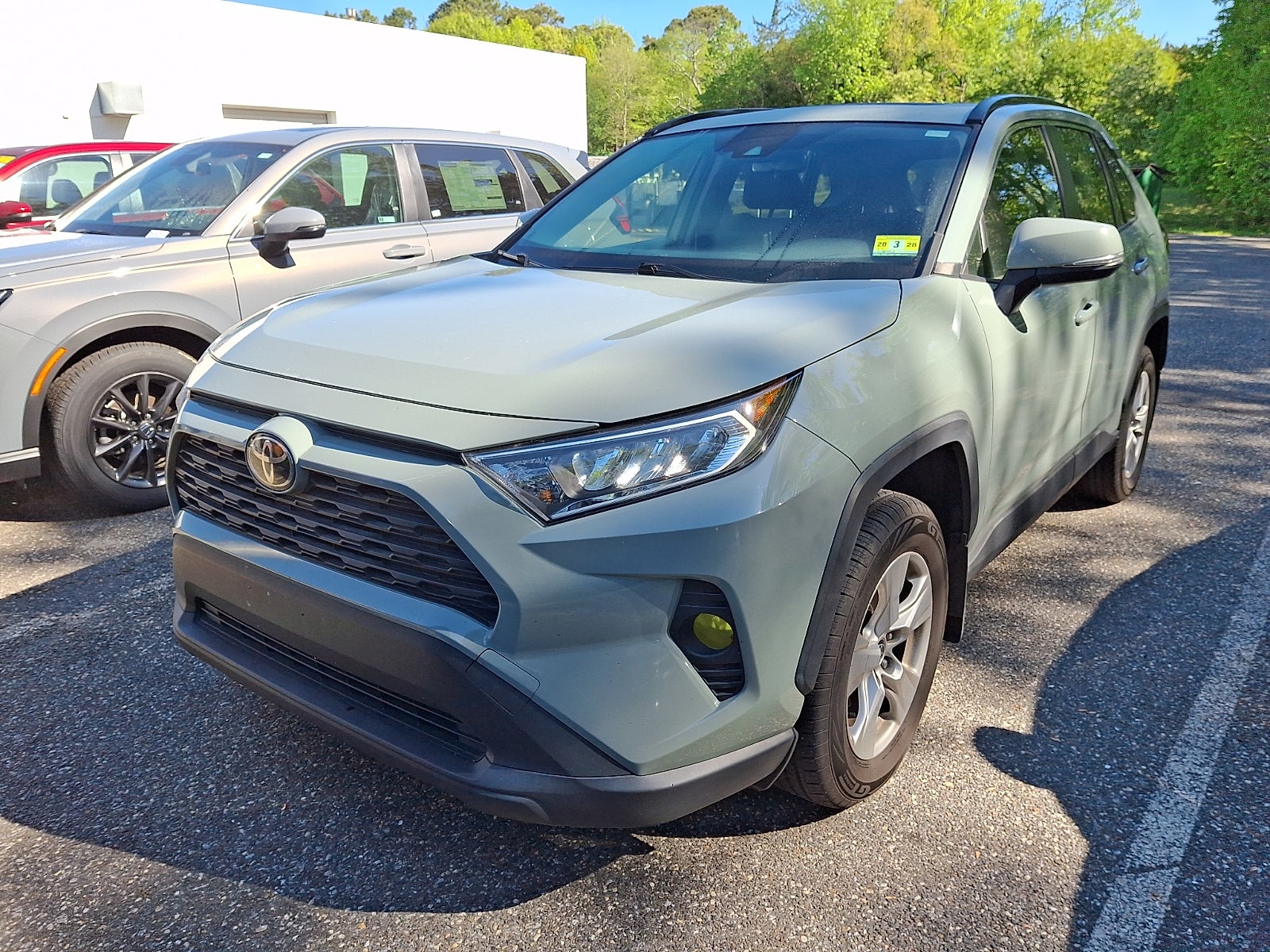 2021 Toyota RAV4 XLE