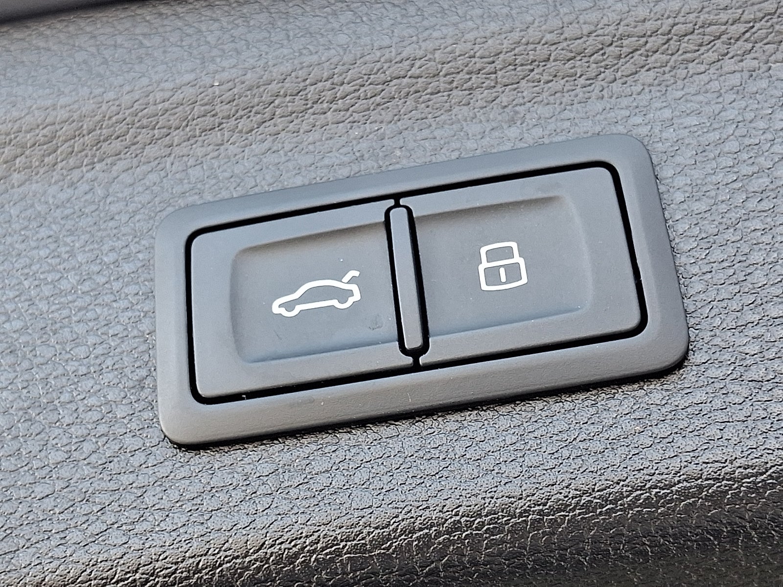 2020 Audi Q3 Premium 45 TFSI quattro Tiptronic
