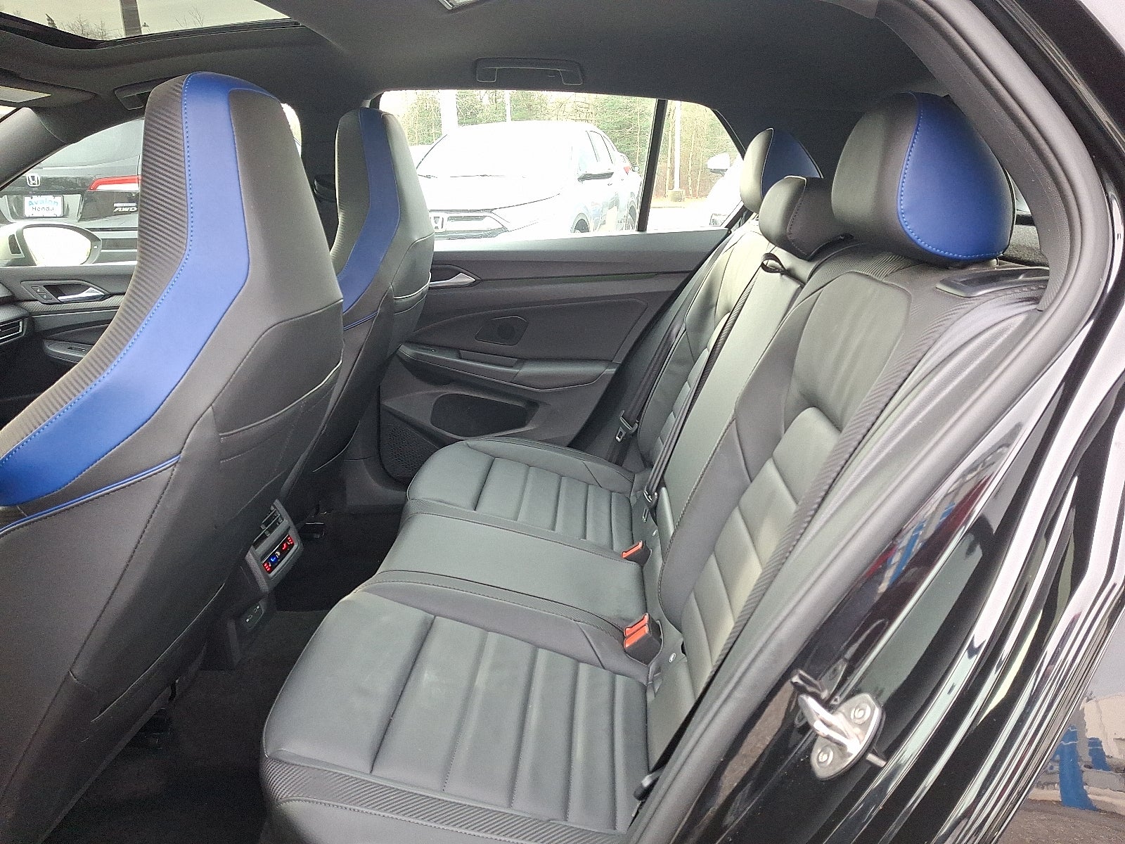 2024 Volkswagen Golf R 2.0T