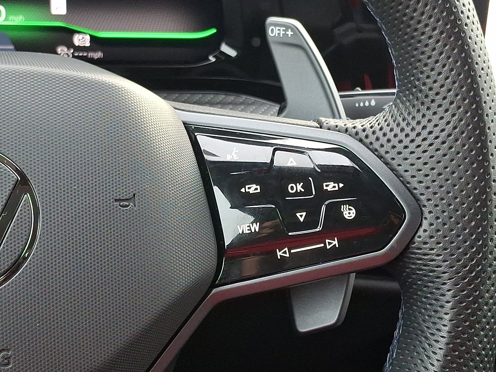 2024 Volkswagen Golf R 2.0T